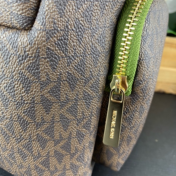 Michael Kors Erin Medium Backpack - Picture 3 of 11